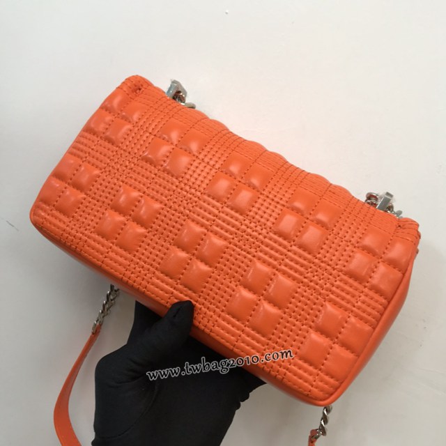 Burberry專門店新款羊皮小號TB蘿拉包 巴寶莉絎縫品牌格紋鏈條單肩挎背女包 yxb1537